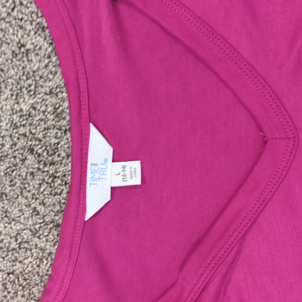 Shirt - Picture 4 of 4